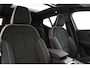 Volvo XC40 B4 (M-HYBRID) PLUS DARK -PANO.DAK|HARMAN/KARDON|CAMERA|POWER-SEATS|VERW.VOORRUIT|PRIVACY.GLAS|TREKHAAK|18"