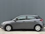 Hyundai i20 BWJ 2015 | 1.2 85PK i-Motion Comfort NW MODEL | TREKHAAK | CLIMA | CRUISE | PDC | BLUE TOOTH | EL PAKKET |