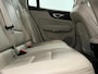 Volvo V60 2.0 D3 / BTW / CarPlay / Memory / Leder / Keyless