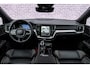 Volvo V60 2.0 T8 Plug-in Hybrid AWD Plus Dark | SOH:100% | PHEV Long Range | Trekhaak | Sportstoelen | Panoramadak | Harman Kardon Audio | Head-up Display | 360 Graden Camera | Stoelverwarming voor en achter | Keyless Entry | Elektrische Achterklep | Elektrisch Verstelbare Voorstoelen | Cruise Control Adaptief | BLIS | Google Navigatie | Apple Carplay | Android Auto