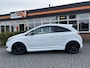 Opel Corsa 1.4-16V White Edition