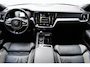 Volvo V60 T8 Twin Engine 390PK Automaat AWD R-Design / Adaptive Cruise Control / 360 Camera / Harman Kardon / Stoel- en stuurverwarming / Stoelverwarming achter / Trekhaak elektrisch wegklapbaar / Elektrische stoelen met geheugen