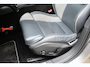 Volvo V60 T8 Twin Engine 390PK Automaat AWD R-Design / Adaptive Cruise Control / 360 Camera / Harman Kardon / Stoel- en stuurverwarming / Stoelverwarming achter / Trekhaak elektrisch wegklapbaar / Elektrische stoelen met geheugen