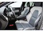 Volvo V60 T8 Twin Engine 390PK Automaat AWD R-Design / Adaptive Cruise Control / 360 Camera / Harman Kardon / Stoel- en stuurverwarming / Stoelverwarming achter / Trekhaak elektrisch wegklapbaar / Elektrische stoelen met geheugen