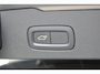 Volvo V60 T8 Twin Engine 390PK Automaat AWD R-Design / Adaptive Cruise Control / 360 Camera / Harman Kardon / Stoel- en stuurverwarming / Stoelverwarming achter / Trekhaak elektrisch wegklapbaar / Elektrische stoelen met geheugen