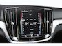 Volvo V60 T8 Twin Engine 390PK Automaat AWD R-Design / Adaptive Cruise Control / 360 Camera / Harman Kardon / Stoel- en stuurverwarming / Stoelverwarming achter / Trekhaak elektrisch wegklapbaar / Elektrische stoelen met geheugen