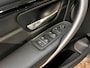 BMW 3-Serie Touring 318i High Executive M Sport | 19" | HUD | Panoramadak | Trekhaak | NL Geleverd