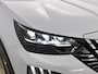 Peugeot e-2008 156pk EV GT 54 kWh Automaat | 3 Fase | 403km WLTP Actieradius | Camera | Full Led koplampen | Parkeersensoren v+a | Keyless | Cruise Control | Dodehoekdetectie | Apple Carplay / Android Auto | Donker getint glas | 17" lichtmetalen velgen |