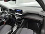 Peugeot e-2008 156pk EV GT 54 kWh Automaat | 3 Fase | 403km WLTP Actieradius | Camera | Full Led koplampen | Parkeersensoren v+a | Keyless | Cruise Control | Dodehoekdetectie | Apple Carplay / Android Auto | Donker getint glas | 17" lichtmetalen velgen |