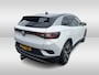 Volkswagen ID.4 First 77 kWh / Trekhaak / Camera / Apple CarPlay / DAB / 20'' / LED / Alcantara / Stoelverwarming / ACC