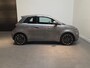 Fiat 500e La Prima 42 kWh - Apple Carplay/Android Auto -  Stoelverwarming - Panoramadak - Adaptive Cruise