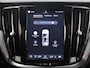 Volvo V60 2.0 T8 Plug-in hybrid AWD Plus Dark | Elektr. Trekhaak | H&K Audio | Leder | 360 Camera | Winterpakket |