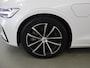 Volvo V60 2.0 T8 Plug-in hybrid AWD Plus Dark | Elektr. Trekhaak | H&K Audio | Leder | 360 Camera | Winterpakket |