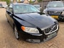Volvo V70 2.5FT Momentum Automaat H.LEER / XENON / Youngtimer