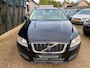 Volvo V70 2.5FT Momentum Automaat H.LEER / XENON / Youngtimer