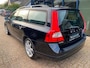 Volvo V70 2.5FT Momentum Automaat H.LEER / XENON / Youngtimer