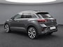 Volkswagen T-Roc 1.5 TSI 150pk DSG R-Line · Panoramadak · Camera · Dodehoeksensor · Keyless · Apple/Android Car Play · 19"Velgen ·