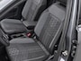 Volkswagen T-Roc 1.5 TSI 150pk DSG R-Line · Panoramadak · Camera · Dodehoeksensor · Keyless · Apple/Android Car Play · 19"Velgen ·