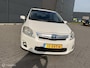 Toyota Auris 1.8 Full Hybrid Executive Business | Hybrid | 01/2012 | 306.540 km | Wit
