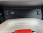 Toyota Prius 1.8 Dynamic | Hybrid | HUD | Navigatie | Lane Keeping | Stoelverwarming