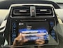 Toyota Prius 1.8 Dynamic | Hybrid | HUD | Navigatie | Lane Keeping | Stoelverwarming