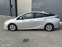 Toyota Prius 1.8 Dynamic | Hybrid | HUD | Navigatie | Lane Keeping | Stoelverwarming