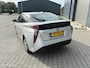 Toyota Prius 1.8 Dynamic | Hybrid | HUD | Navigatie | Lane Keeping | Stoelverwarming