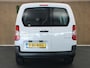 Toyota PROACE CITY Electric Navigator LONG 50 kWh - DIRECT UITVOORRAAD LEVERBAAR - 3 FASE LADEN - SNELWEG LAADMOGELIJKHEID - NAVIGATIE - EXTRA LANGE LAADRUIMTE - APPLE CARPLAY/ANDROID AUTO - PARKEERSENSOREN ACHTER - SCHUIF DEUR RECHTS - 3 ZITS UITVOERING - 2 LAADKABELS - RUITEN IN ACHTERDEUREN - 16 INCH WIELEN MET BRIDGESTONE BANDEN