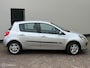 Renault Clio 1.2-16V |airco | cruise | boekjes | apk !