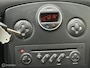 Renault Clio 1.2-16V |airco | cruise | boekjes | apk !