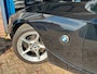 BMW Z4 Roadster 3.0i 2003 ZWART CABRIO AIRCO LM APK NAP!