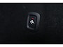 Volvo XC60 T6 Recharge AWD Ultra Black Edition - Panorama/schuifdak - IntelliSafe Assist & Surround - Harman/Kardon audio - Adaptieve LED koplampen - Parkeercamera achter - Verwarmde voorstoelen, stuur & achterbank - Parkeersensoren voor & achter - Elektr. bedienb. voorstoelen met geheugen - Head up display - Draadloze tel. lader - Extra getint glas - Inklapbare trekhaak - 21' LMV