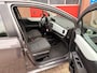 Toyota Yaris 1.5 Full Hybrid Aspiration, stoel verwarming,4 seizoenbanden, navigatie,