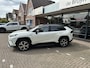 Toyota RAV4 2.5 Plug-in Hybrid AWD Bi-Tone Plus trekhaak / panoramadak / 360 monitor / stuurverwarming / JBL-audio / meest complete uitvoering / 10 jaar Toyota garantie-programma / Toyota pechhulppas / rijklaarprijs incl. garantie en onderhoud