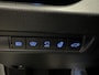 Toyota RAV4 2.5 Plug-in Hybrid AWD Bi-Tone Plus trekhaak / panoramadak / 360 monitor / stuurverwarming / JBL-audio / meest complete uitvoering / 10 jaar Toyota garantie-programma / Toyota pechhulppas / rijklaarprijs incl. garantie en onderhoud