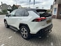 Toyota RAV4 2.5 Plug-in Hybrid AWD Bi-Tone Plus trekhaak / panoramadak / 360 monitor / stuurverwarming / JBL-audio / meest complete uitvoering / 10 jaar Toyota garantie-programma / Toyota pechhulppas / rijklaarprijs incl. garantie en onderhoud