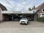 Toyota RAV4 2.5 Plug-in Hybrid AWD Bi-Tone Plus trekhaak / panoramadak / 360 monitor / stuurverwarming / JBL-audio / meest complete uitvoering / 10 jaar Toyota garantie-programma / Toyota pechhulppas / rijklaarprijs incl. garantie en onderhoud