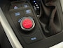 Toyota RAV4 2.5 Plug-in Hybrid AWD Bi-Tone Plus trekhaak / panoramadak / 360 monitor / stuurverwarming / JBL-audio / meest complete uitvoering / 10 jaar Toyota garantie-programma / Toyota pechhulppas / rijklaarprijs incl. garantie en onderhoud