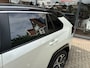 Toyota RAV4 2.5 Plug-in Hybrid AWD Bi-Tone Plus trekhaak / panoramadak / 360 monitor / stuurverwarming / JBL-audio / meest complete uitvoering / 10 jaar Toyota garantie-programma / Toyota pechhulppas / rijklaarprijs incl. garantie en onderhoud