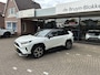Toyota RAV4 2.5 Plug-in Hybrid AWD Bi-Tone Plus trekhaak / panoramadak / 360 monitor / stuurverwarming / JBL-audio / meest complete uitvoering / 10 jaar Toyota garantie-programma / Toyota pechhulppas / rijklaarprijs incl. garantie en onderhoud