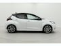 Toyota Yaris 1.5 Hybrid Launch Edition | Trekhaak | Dodehoek detectie | Head-up display | Stoelverwarming | Apple Carplay / Android Auto | Parkeersensoren voor/achter | 17 inch