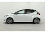 Toyota Yaris 1.5 Hybrid Launch Edition | Trekhaak | Dodehoek detectie | Head-up display | Stoelverwarming | Apple Carplay / Android Auto | Parkeersensoren voor/achter | 17 inch