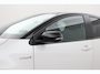 Toyota Yaris 1.5 Hybrid Launch Edition | Trekhaak | Dodehoek detectie | Head-up display | Stoelverwarming | Apple Carplay / Android Auto | Parkeersensoren voor/achter | 17 inch
