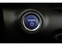 Toyota Yaris 1.5 Hybrid Launch Edition | Trekhaak | Dodehoek detectie | Head-up display | Stoelverwarming | Apple Carplay / Android Auto | Parkeersensoren voor/achter | 17 inch
