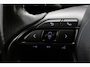 Toyota Yaris 1.5 Hybrid Launch Edition | Trekhaak | Dodehoek detectie | Head-up display | Stoelverwarming | Apple Carplay / Android Auto | Parkeersensoren voor/achter | 17 inch
