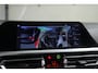 BMW 3-Serie 330i High Executive PANO/CARPLAY/SFEER/HK/HUD/VOL