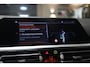 BMW 3-Serie 330i High Executive PANO/CARPLAY/SFEER/HK/HUD/VOL