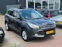 Ford Kuga 1.5 Titanium Styling Pack/Navi/Cruise/Stoelverwarming/Trekhaak/Nieuw Apk/volledig onderhoud/6 Maanden Garantie
