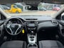 Nissan Qashqai 1.2 N-Connecta Aut/Navi/Camra/Stoelverwarming/Cruise/Trekhaak/Apk/Dealer onderhoud/2 sleutels aanwezig
