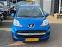 Peugeot 107 1.0-12V XR/Stuurbekrachtiging/Elektrische raam/Abs/Apk/2 sleutels aanwezig